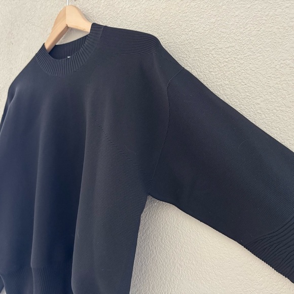 Lululemon All Around Crewneck Sweater Pullover Black Athleisure Casual Sporty 8 - Picture 9 of 14
